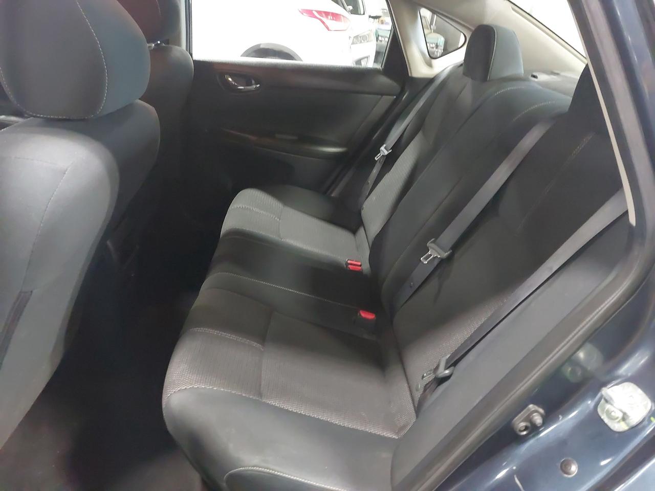2017 Nissan Sentra S Photo