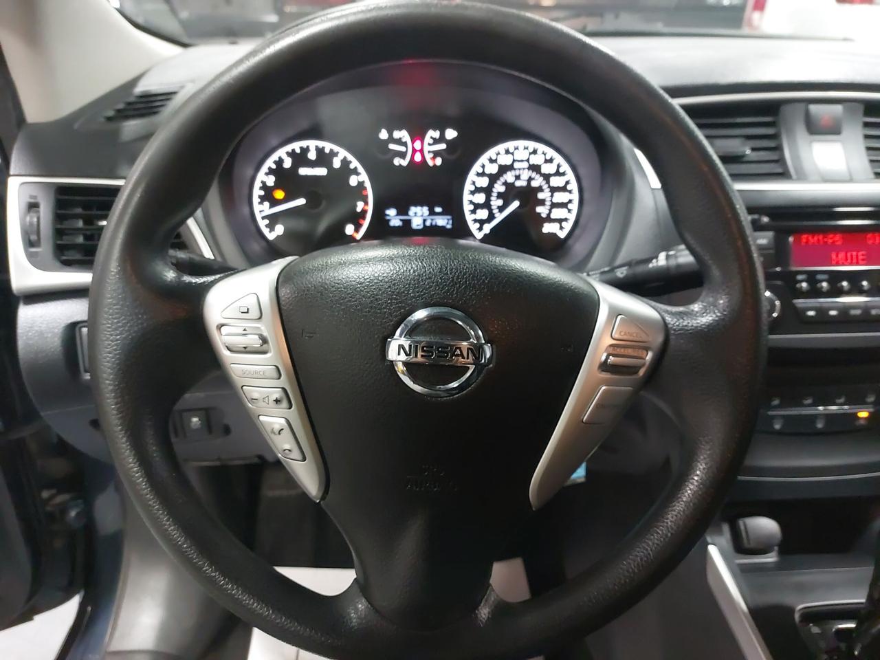 2017 Nissan Sentra S Photo