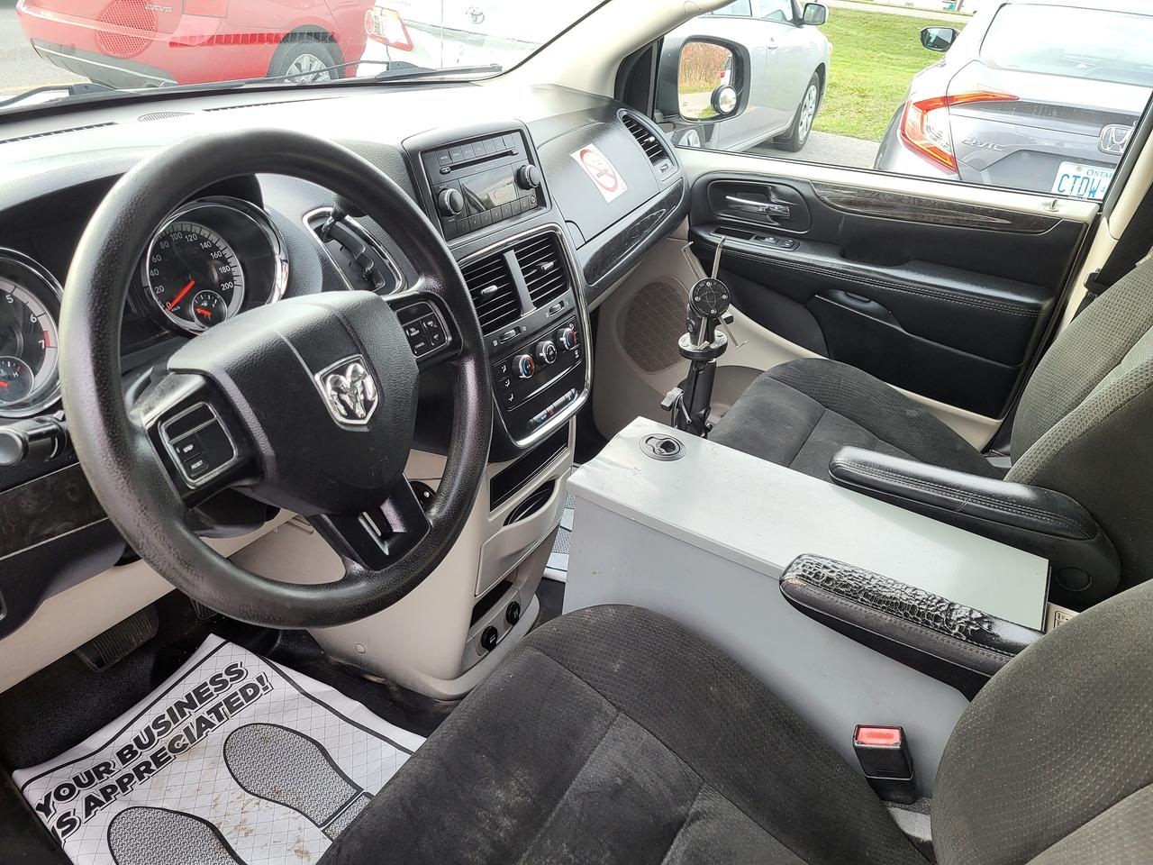 2015 RAM Cargo Van Tradesman Photo4