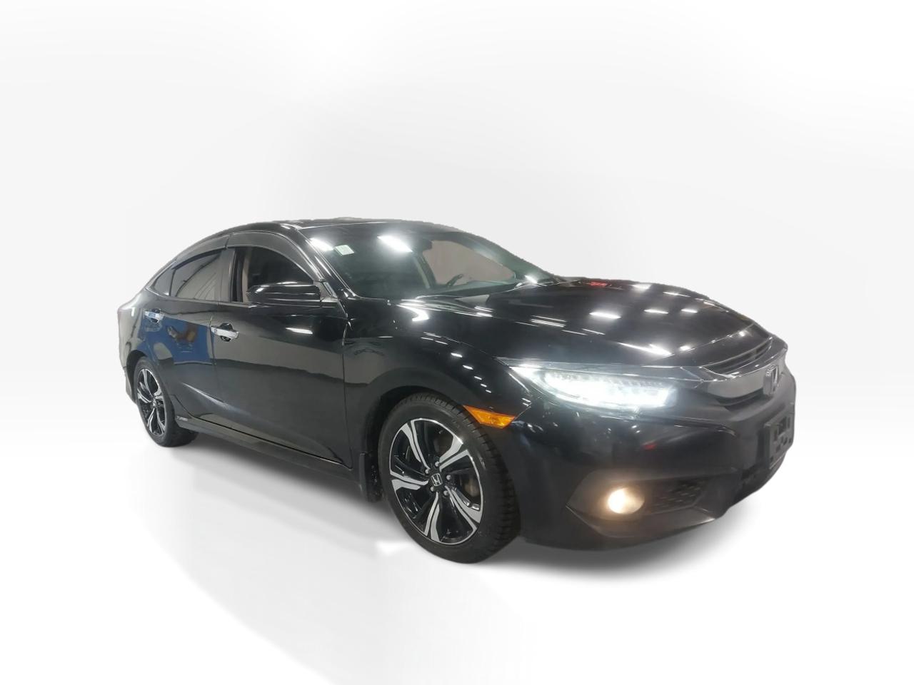 2017 Honda Civic Touring Photo