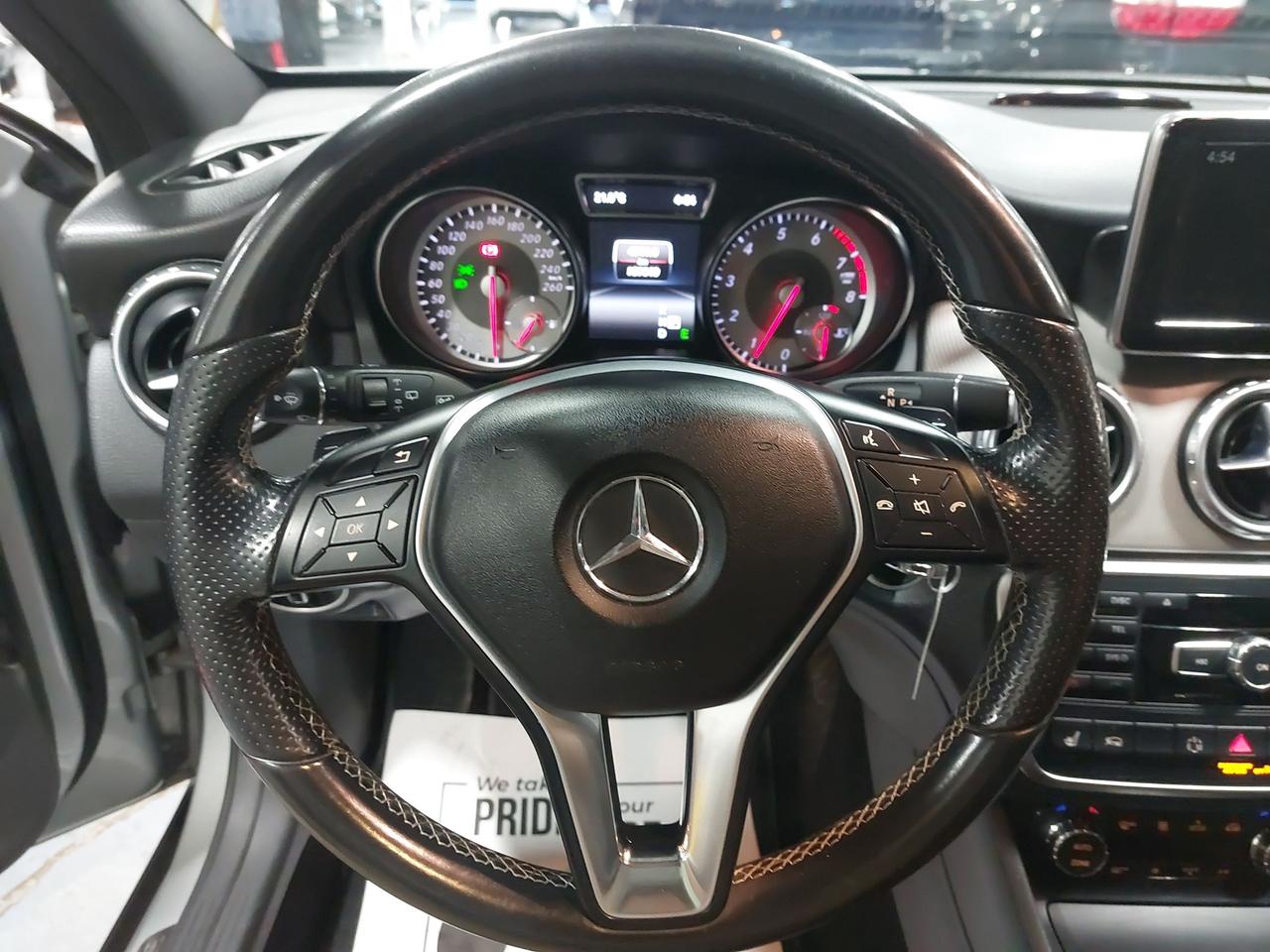 2015 Mercedes-Benz GLA 4MATIC 4dr GLA 250 Photo