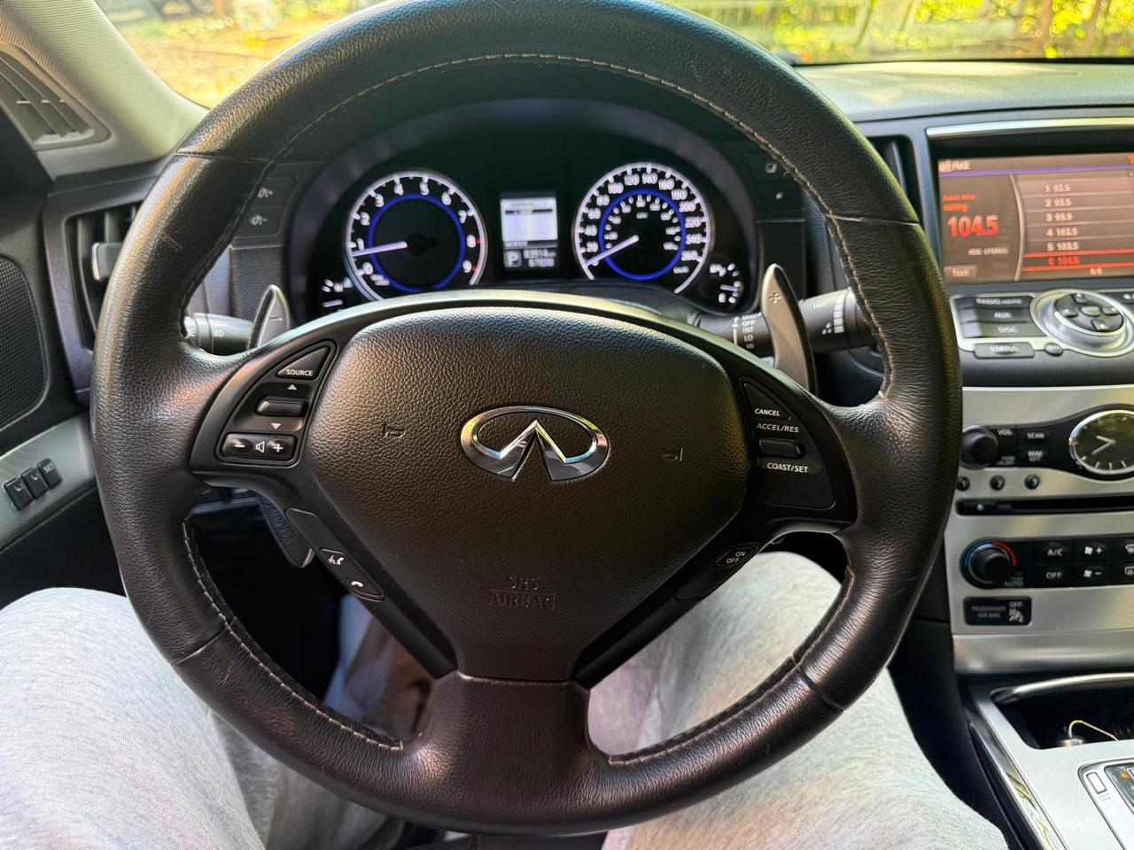 2015 Infiniti Q60 Sport Photo