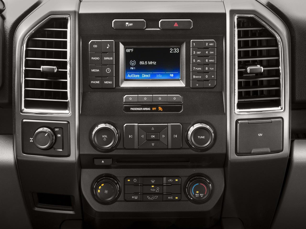 2017 Ford F-150 XLT 4WD SuperCrew 5.5' Box Photo