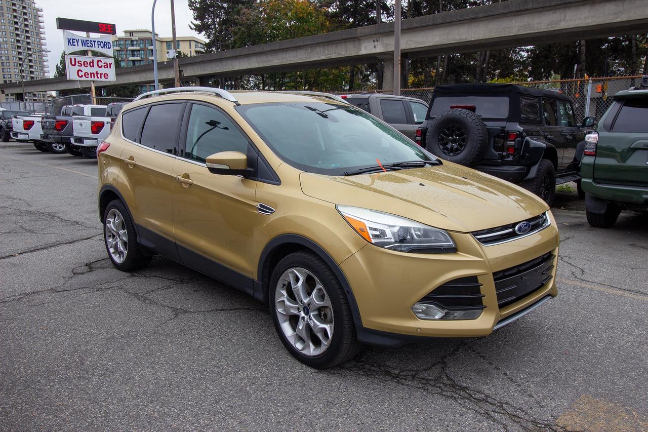 2014 Ford Escape 4WD TITANIUM Photo3