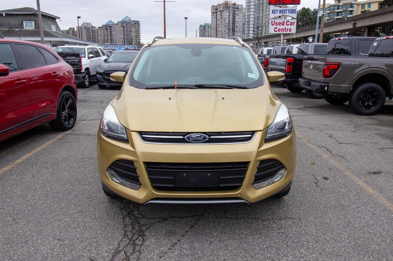2014 Ford Escape 4WD TITANIUM Photo2