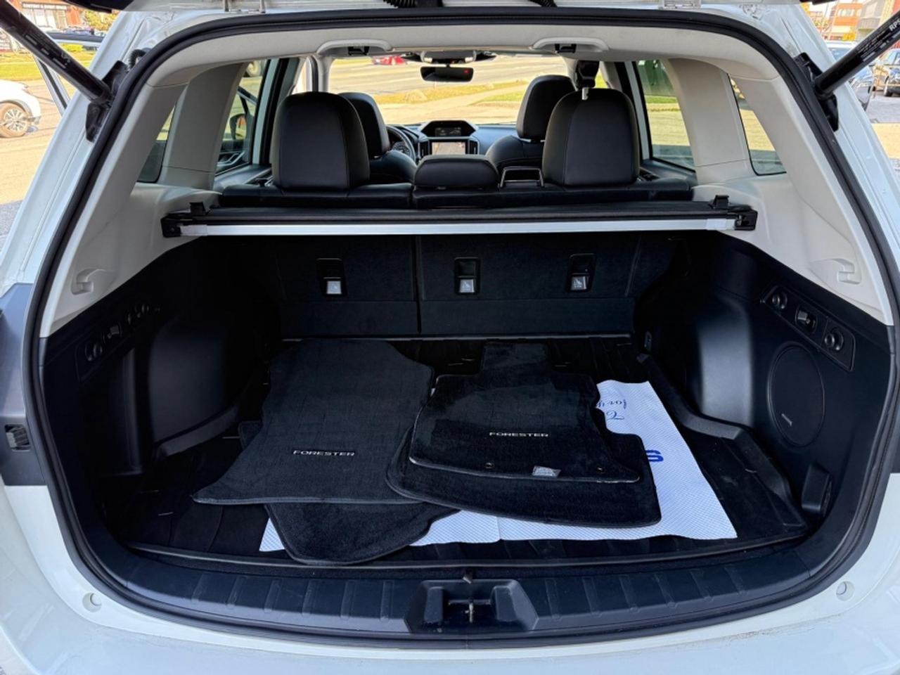 2023 Subaru Forester LIMITED | AWD | NAVI | PANO | LEATHER | HARMAN KAR Photo