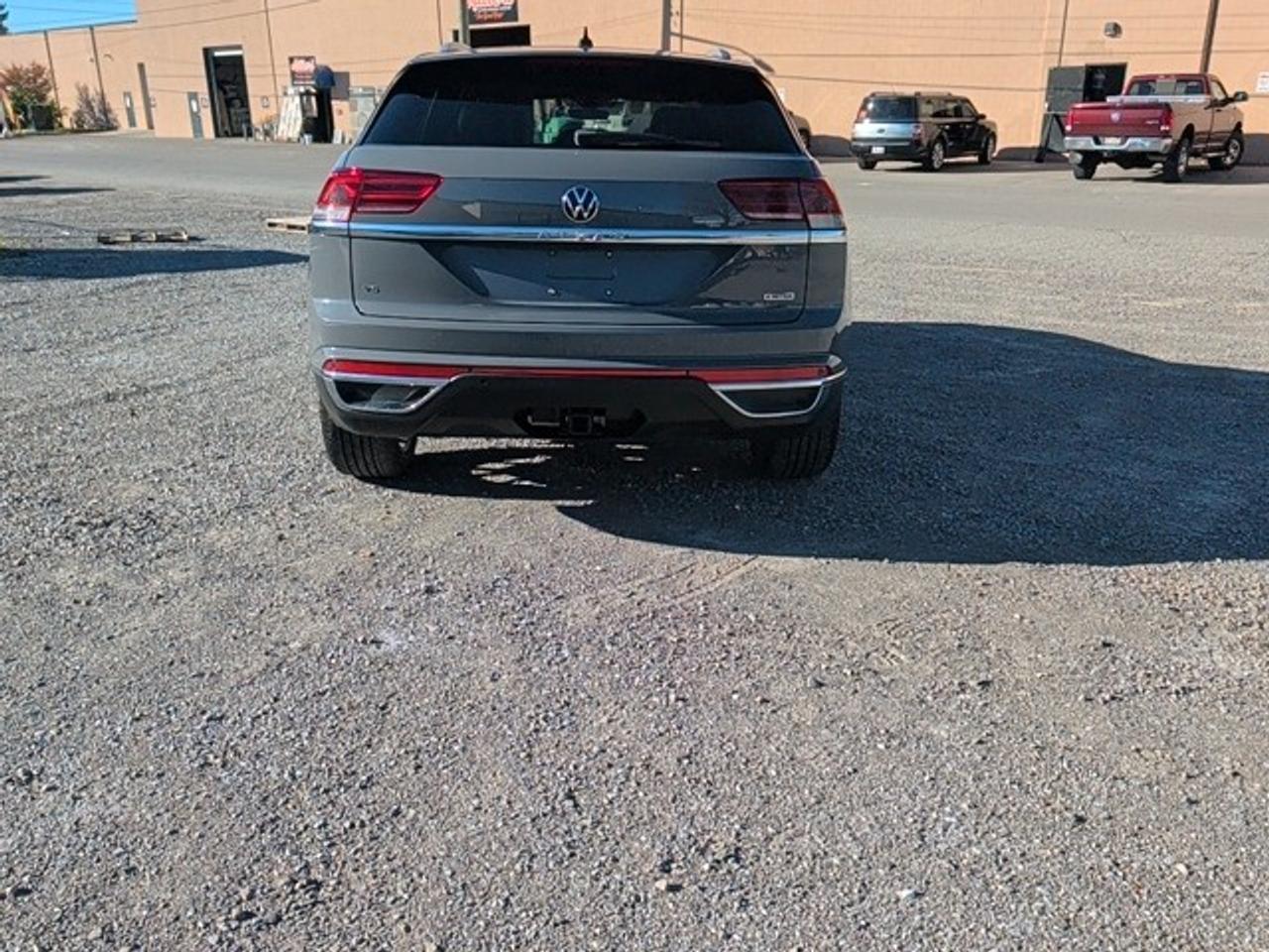 2020 Volkswagen Atlas Cross Sport Execline Photo3