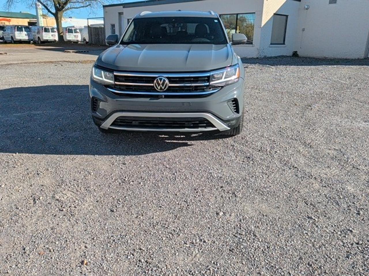 2020 Volkswagen Atlas Cross Sport Execline Photo
