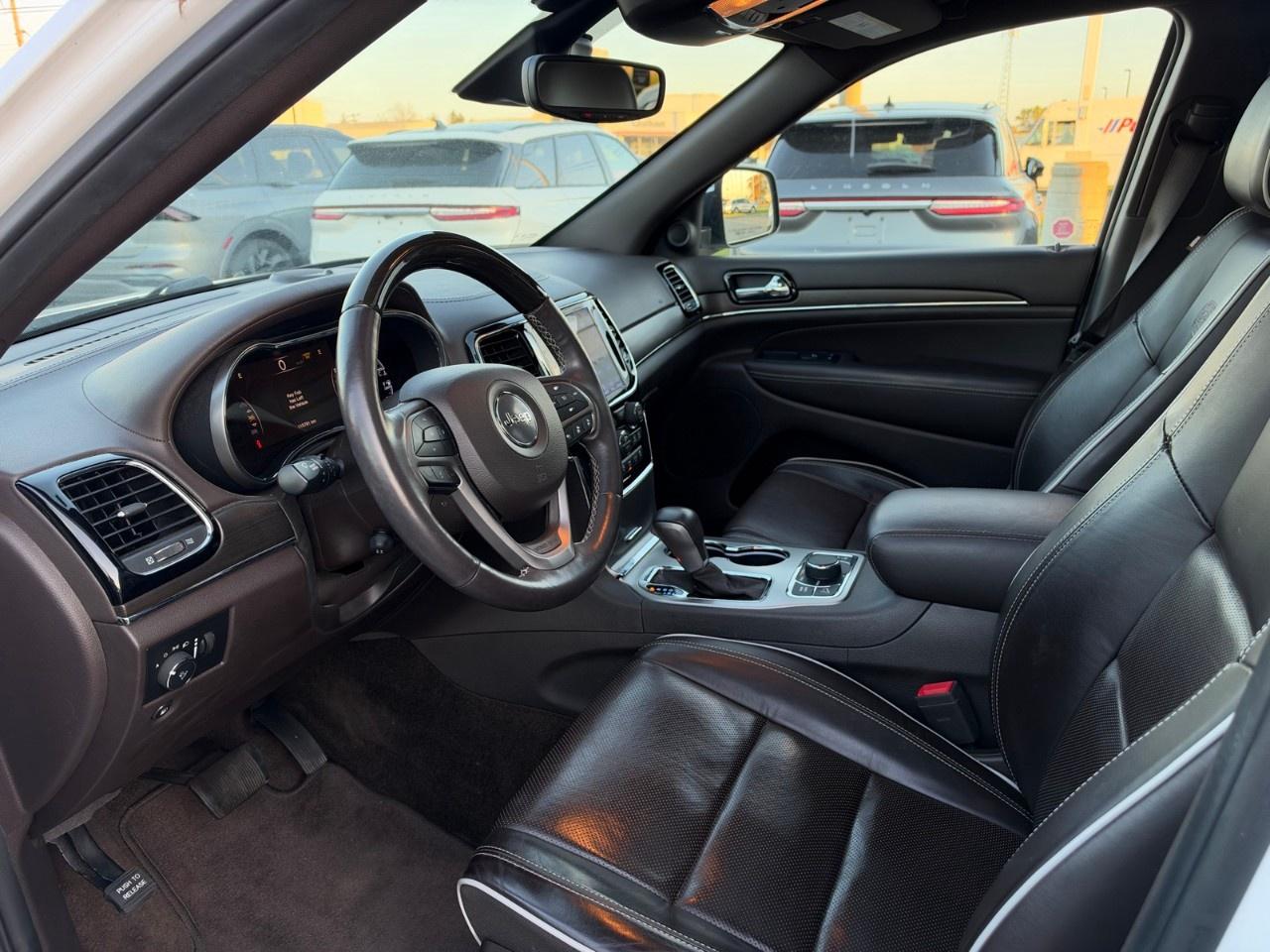 2019 Jeep Grand Cherokee OVERLAND 4X4 Photo