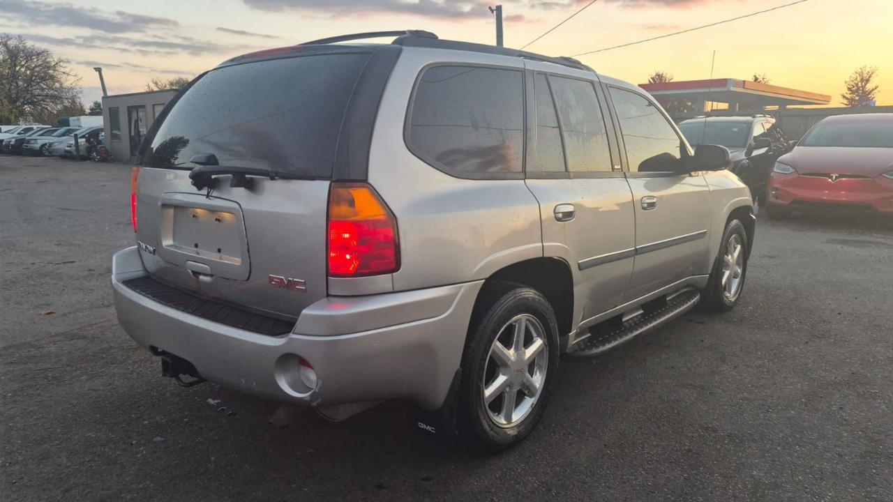 2008 GMC Envoy SLE, LEATHER, LOADED, ONLY 106KMS, AS IS SPECIAL Photo