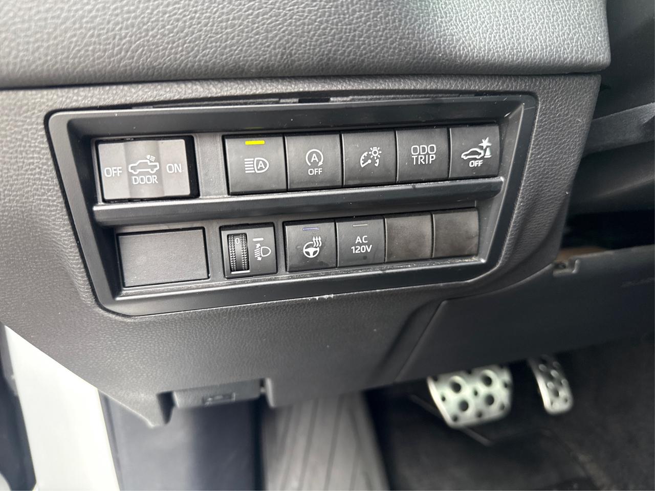 2024 Toyota Tundra 4X4 CrewMax Limited Photo