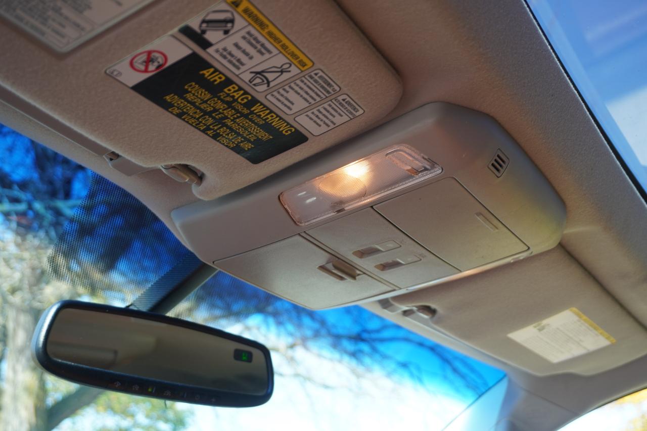 2016 Toyota Sequoia Platinum Photo