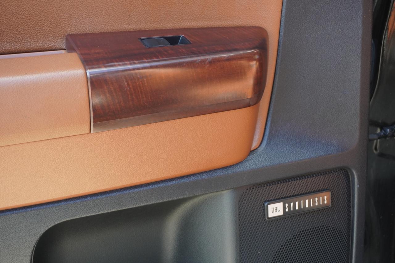 2016 Toyota Sequoia Platinum Photo