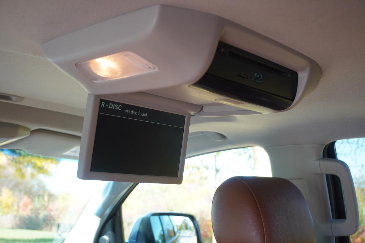 2016 Toyota Sequoia Platinum Photo