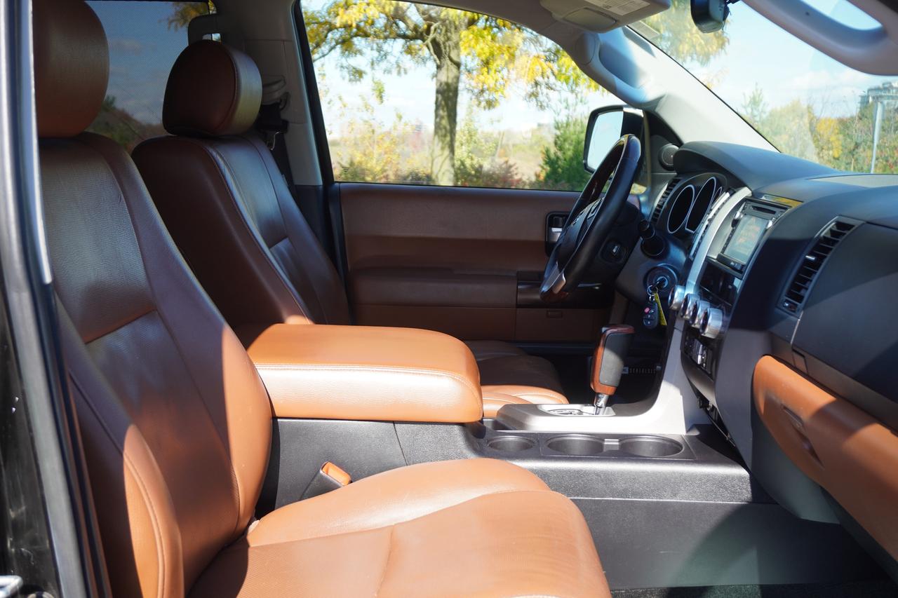 2016 Toyota Sequoia Platinum Photo