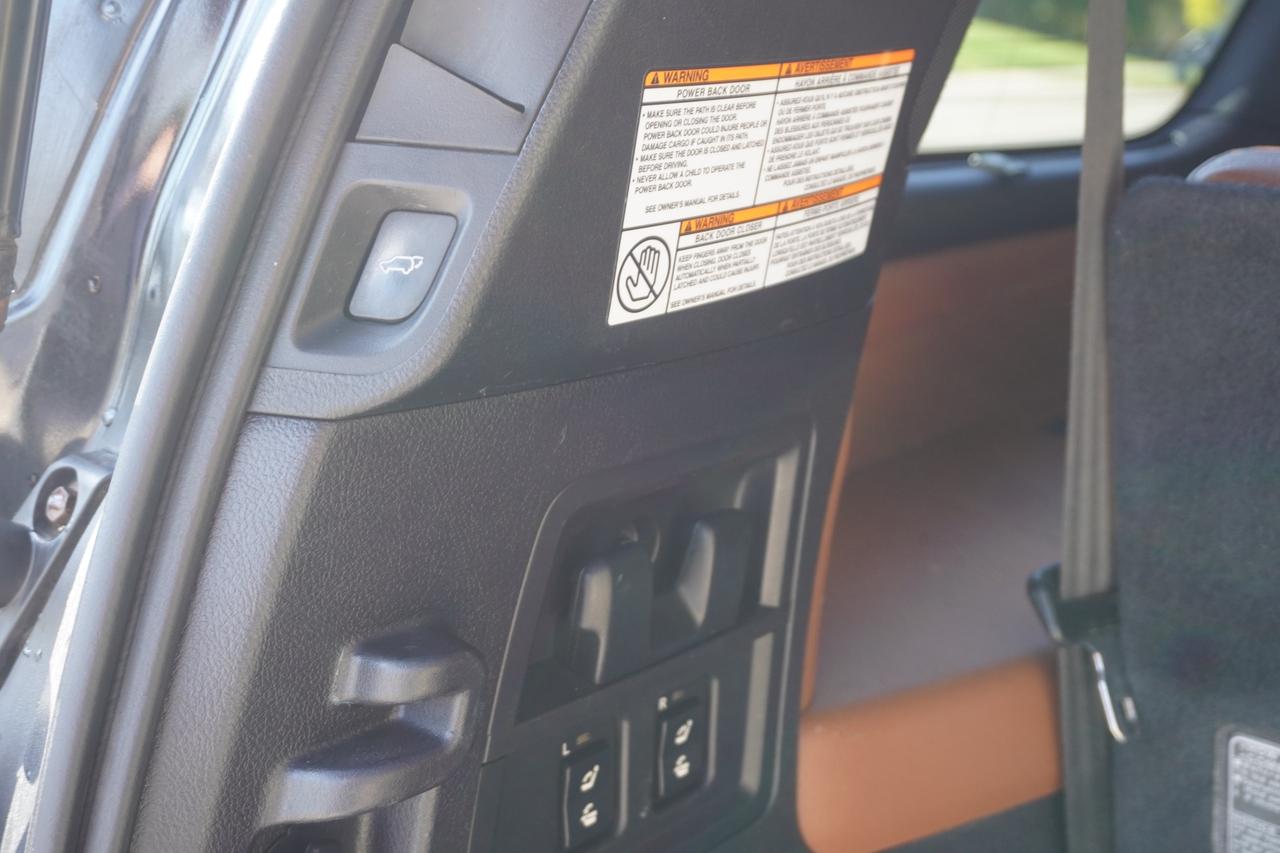 2016 Toyota Sequoia Platinum Photo