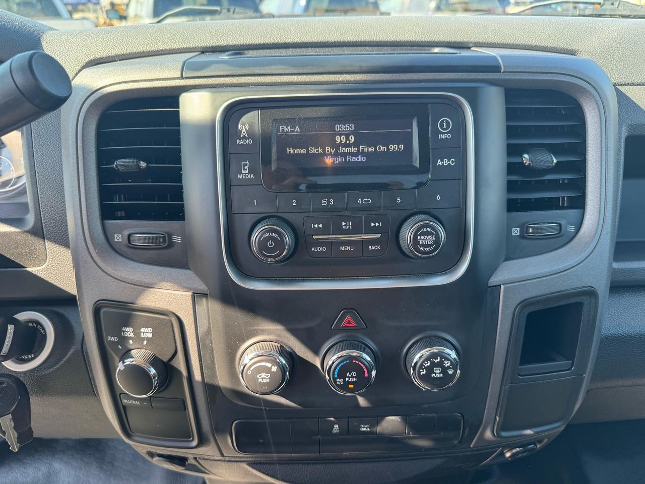 2013 RAM 1500 4WD REG CAB 140.5" ST Photo