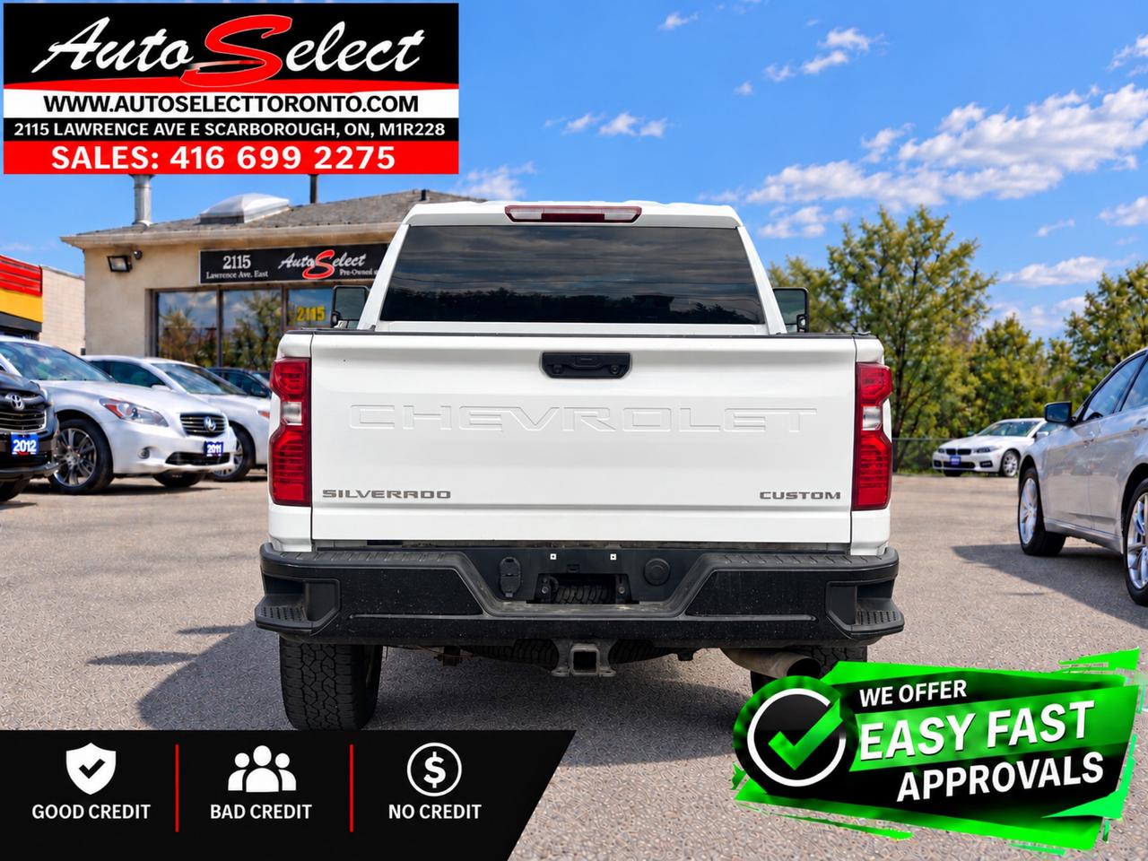 2022 Chevrolet Silverado 2500 HD Custom 4x4 **6.6L V8** Apple Carplay - Well Maintained Photo