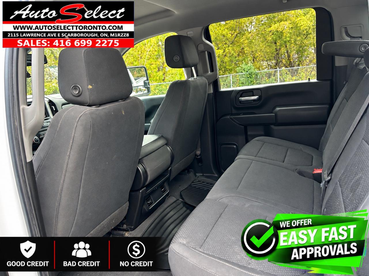 2022 Chevrolet Silverado 2500 HD Custom 4x4 **6.6L V8** Apple Carplay - Well Maintained Photo