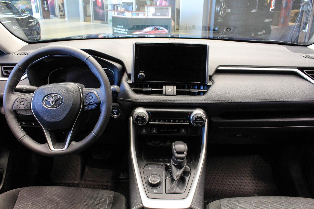 2023 Toyota RAV4 Hybrid XLE HYBRID - CLOTH UPHOLSTERY - TWO SETS OF TIRES Photo