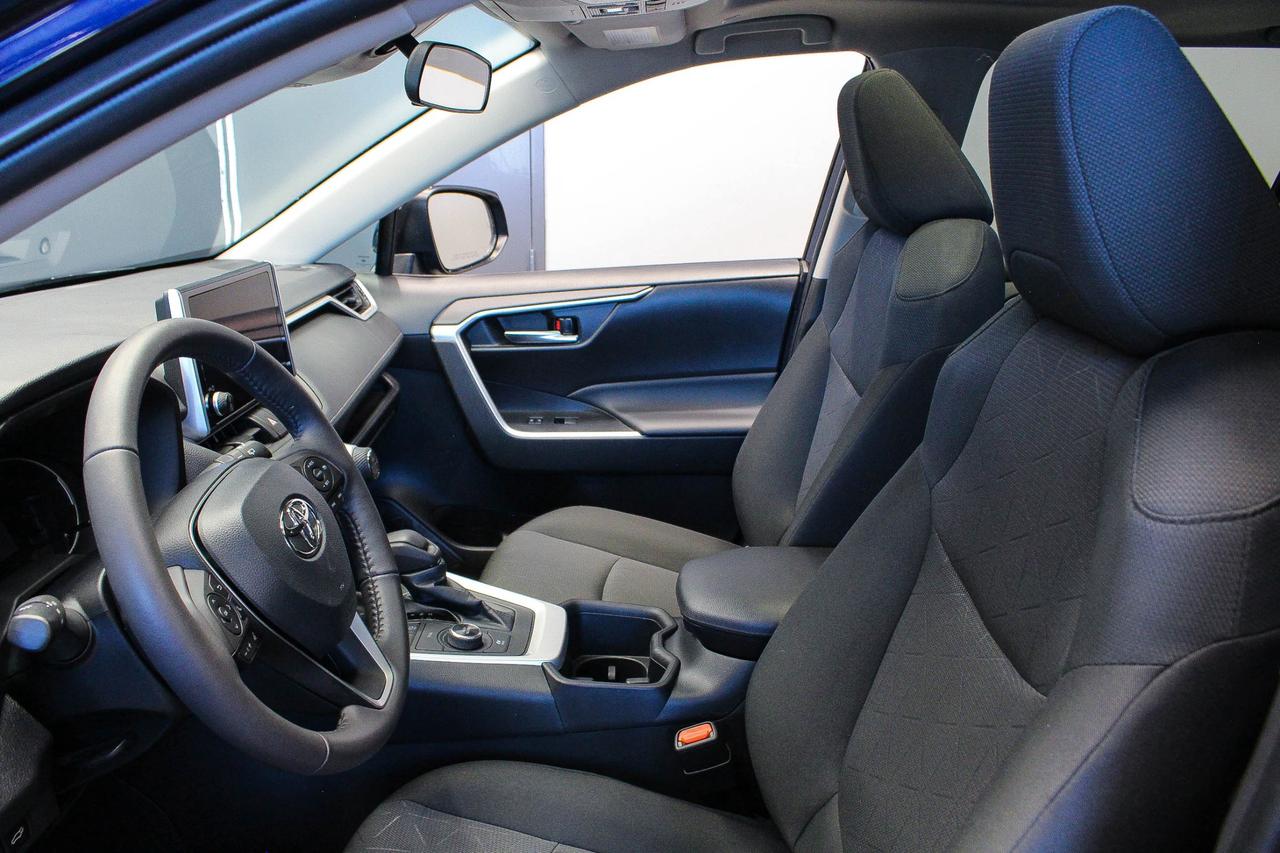 2023 Toyota RAV4 Hybrid XLE HYBRID - CLOTH UPHOLSTERY - TWO SETS OF TIRES Photo