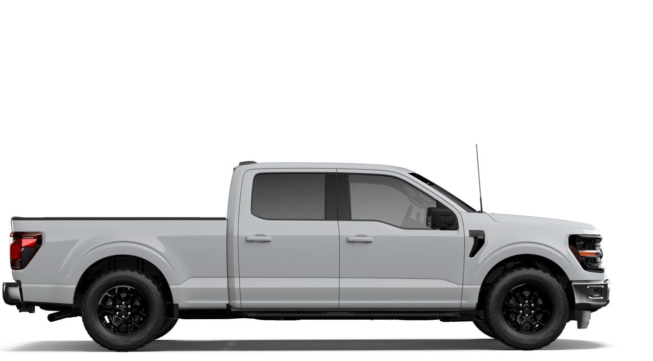 2026 Ford F-150 XLT 4WD SuperCrew 6.5' Box Photo4
