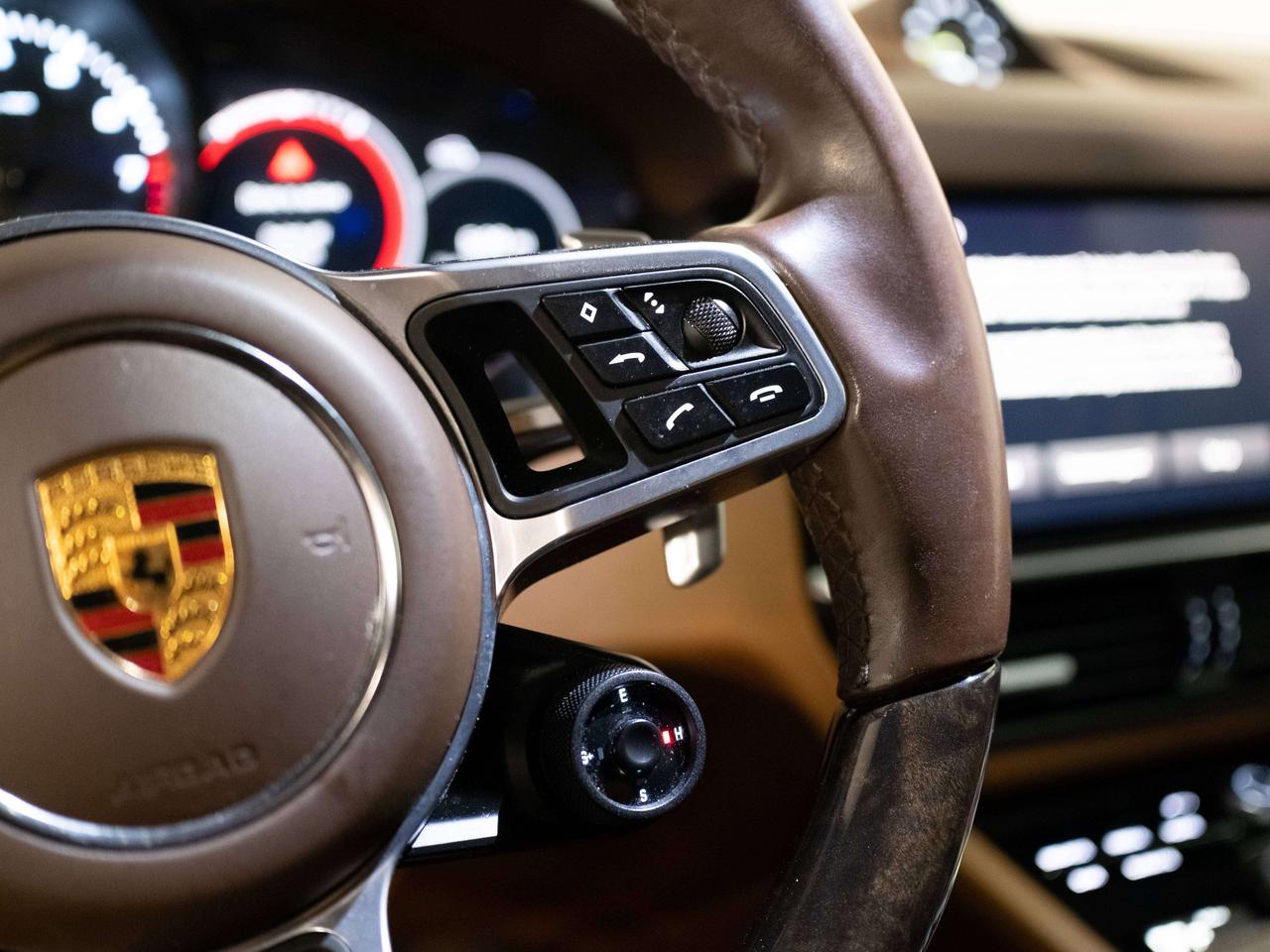 2024 Porsche Cayenne PREMIUM PLUS | PANO | BOSE | 21 IN Photo