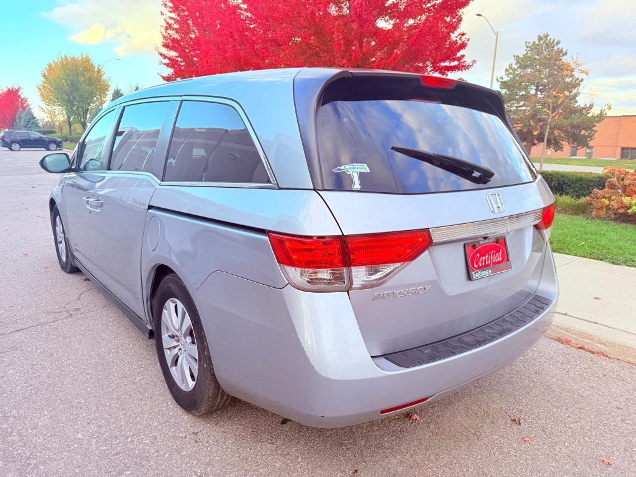2016 Honda Odyssey 4dr EX-L w/Navi Photo