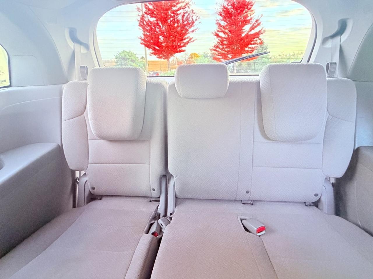 2016 Honda Odyssey 4dr EX-L w/Navi Photo