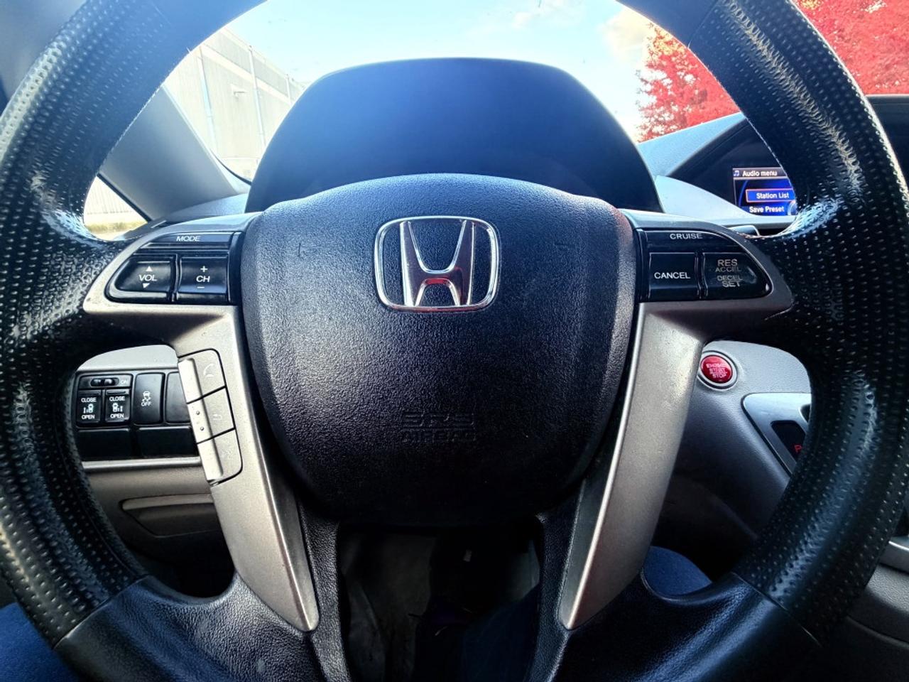 2016 Honda Odyssey 4dr EX-L w/Navi Photo