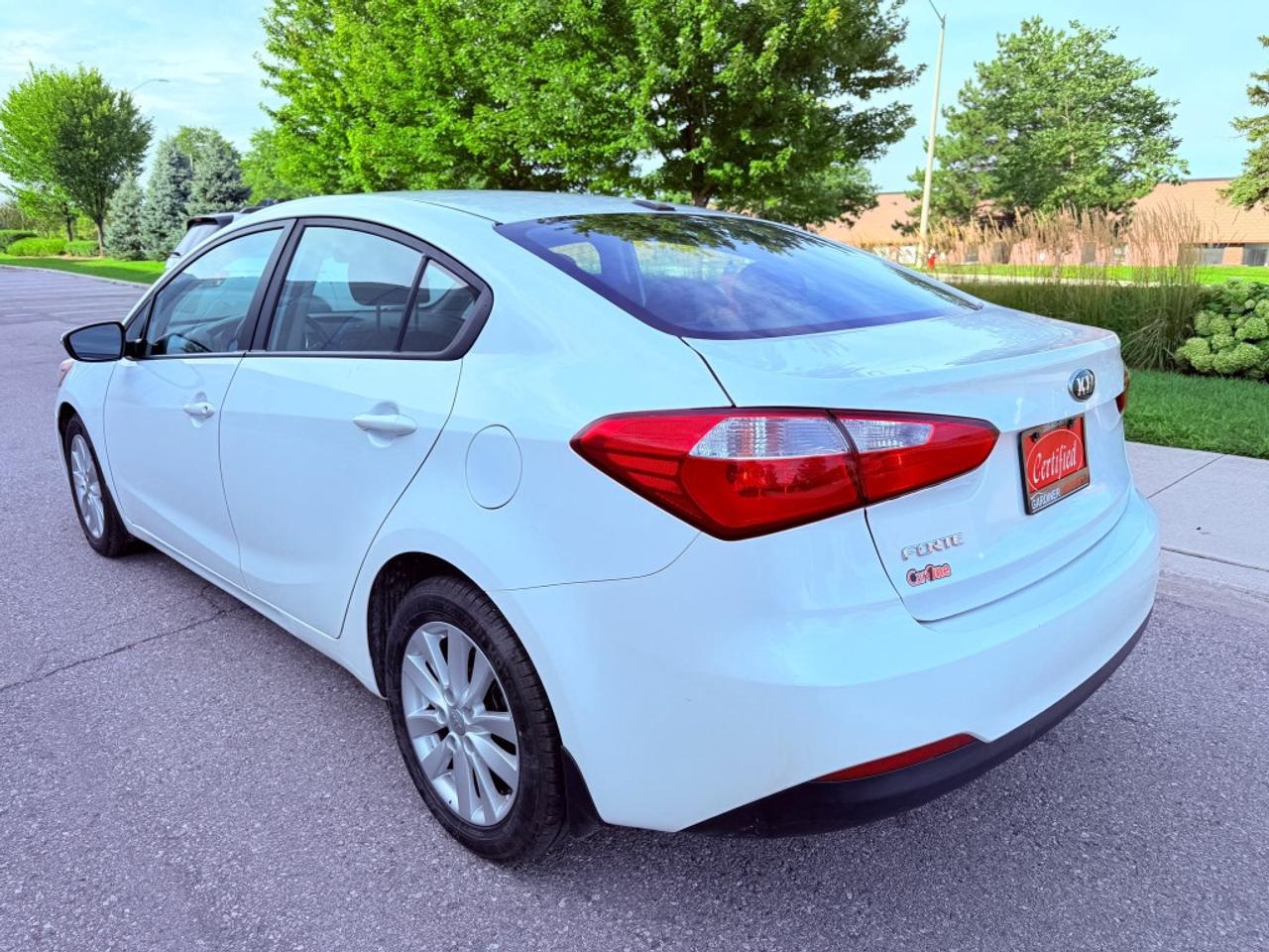 2015 Kia Forte 4dr Sedan Automatic LX+ Photo