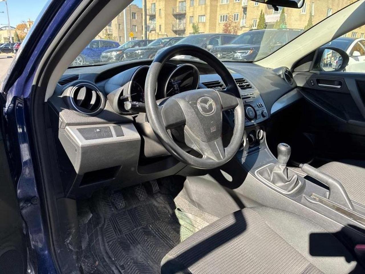 2012 Mazda MAZDA3 Sport GX | FULLY CERTIFIED WITH WARRANTY Photo4