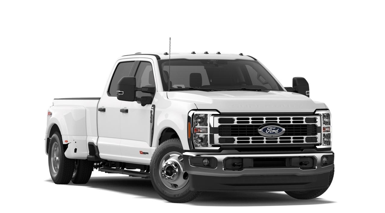 2027 Ford SUPER DUTY F-350 DRW XLT Photo3
