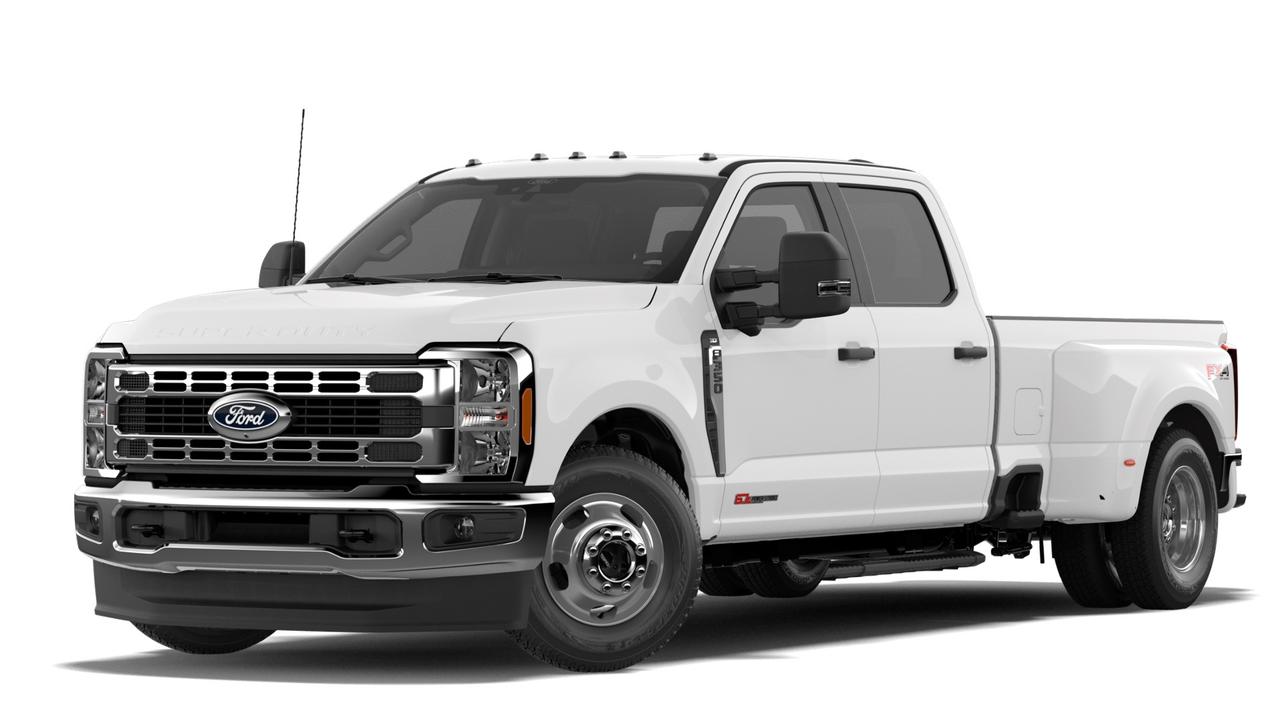 2027 Ford SUPER DUTY F-350 DRW XLT Photo0
