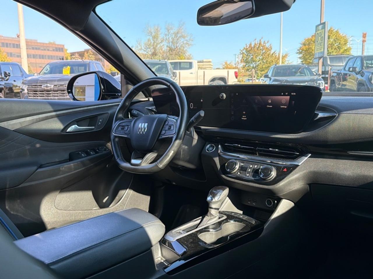 2024 Buick Envista Sport Touring  19-INCH WHEELS|SUNROOF Photo