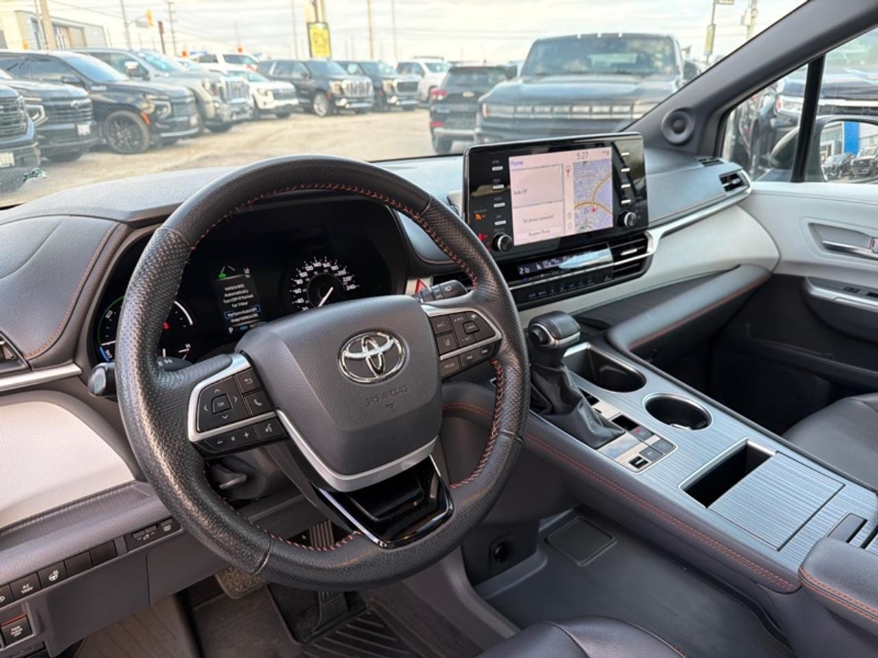 2021 Toyota Sienna XSE 7-Passenger AWD  XSE SPORT PACKAGE | ALL-WHEEL DRIVE | HYBRID | 7-PASSENGER | POWER SUNROOF Photo