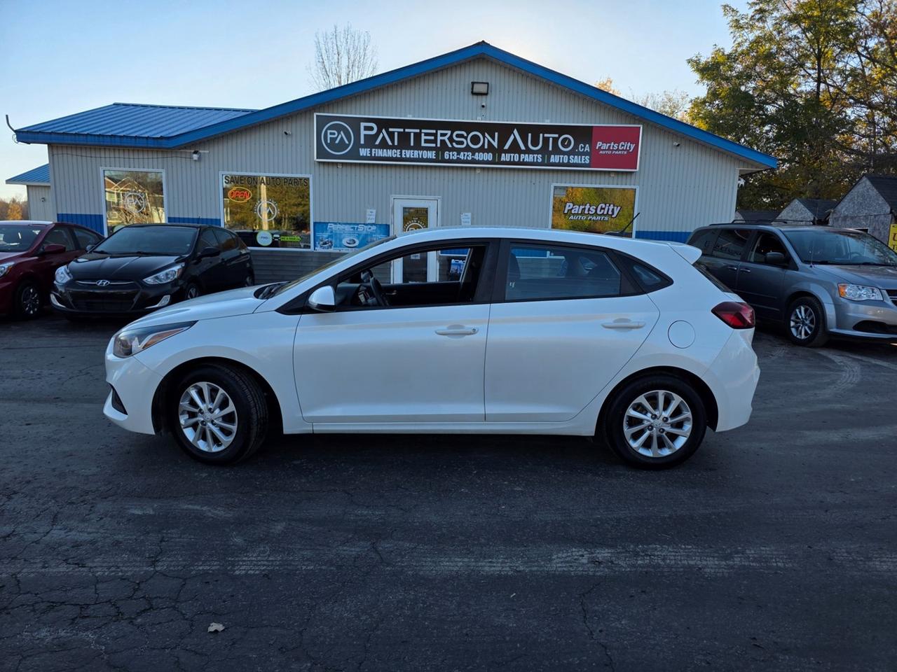 2018 Hyundai Accent SE Photo