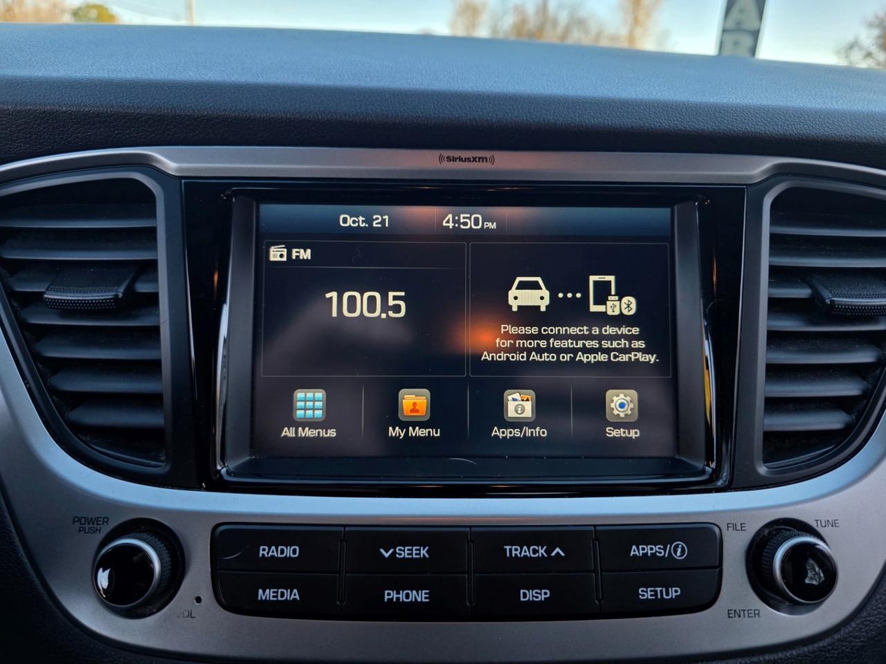 2018 Hyundai Accent SE Photo