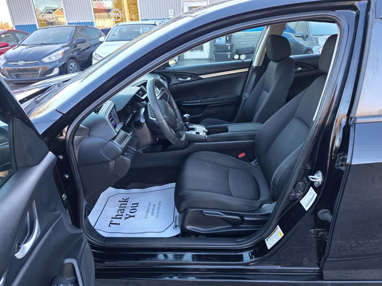 2018 Honda Civic DX Photo