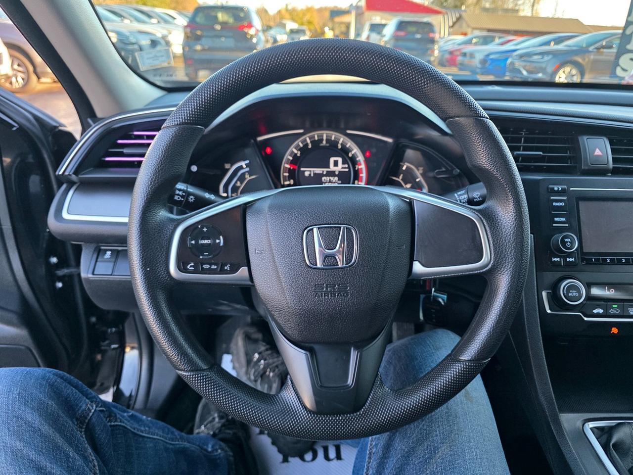 2018 Honda Civic DX Photo