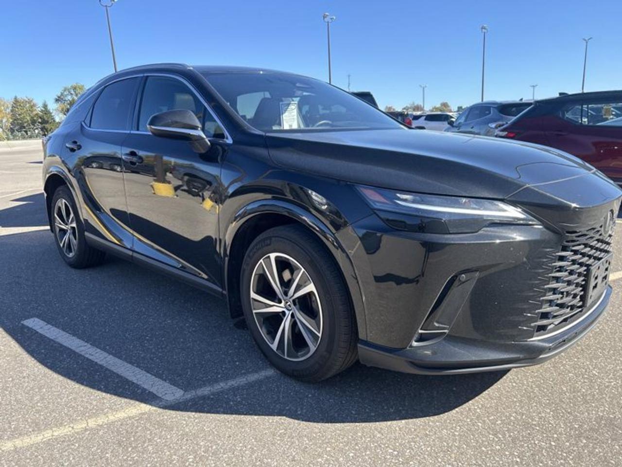 2024 Lexus RX Ventilated Seats | Sunroof | Heated Steering Wheel Photo3