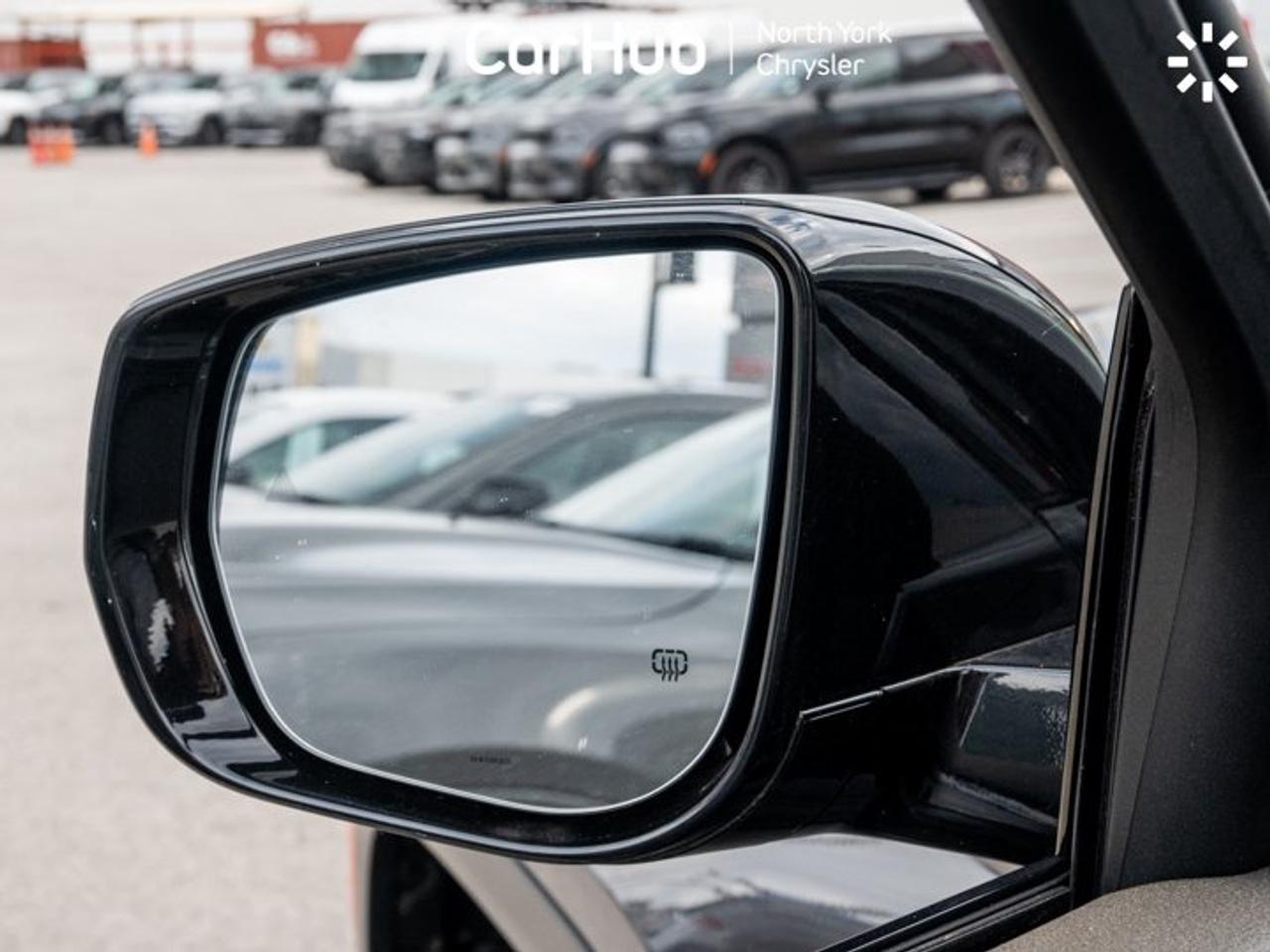 2025 Jeep Grand Cherokee Altitude 3.6L Pentastar V6 | Altitude Appearance Package | Trailer Tow Package | Power Sunroof Photo