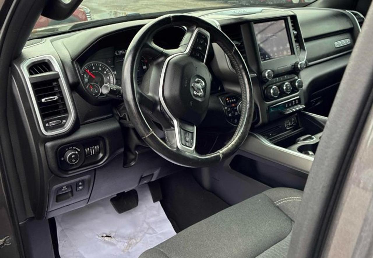 2019 RAM 1500 Big Horn 4X4 | Heated Wheel + Seats | Bucket Seats | Remote Start | CarPlay + Android | and More ! Photo