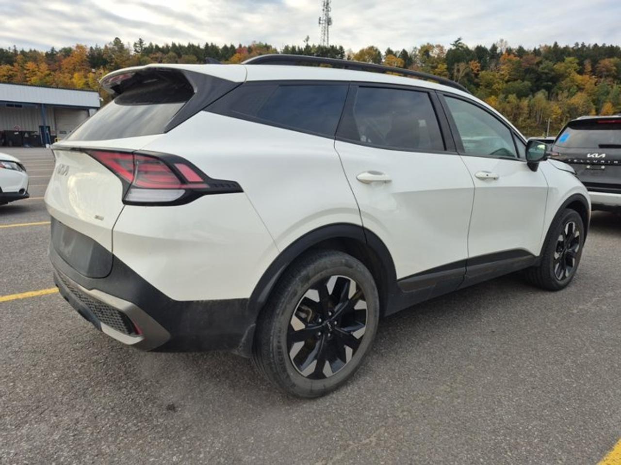 2023 Kia Sportage X-Line Limited AWD | Pano Roof | Quilted Leather | Heated + Ventilated Seats | Heated Wheel & More ! Photo
