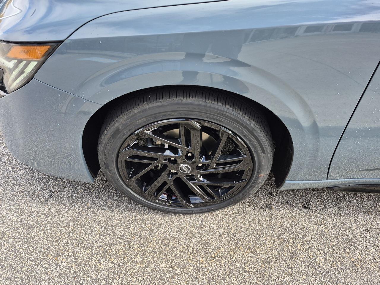2027 Nissan Sentra SR PREMIUM MIDNIGHT SENTRA SR Photo