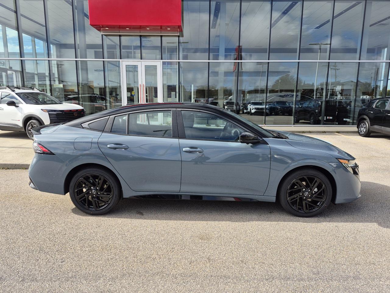 2027 Nissan Sentra SR PREMIUM MIDNIGHT SENTRA SR Photo4