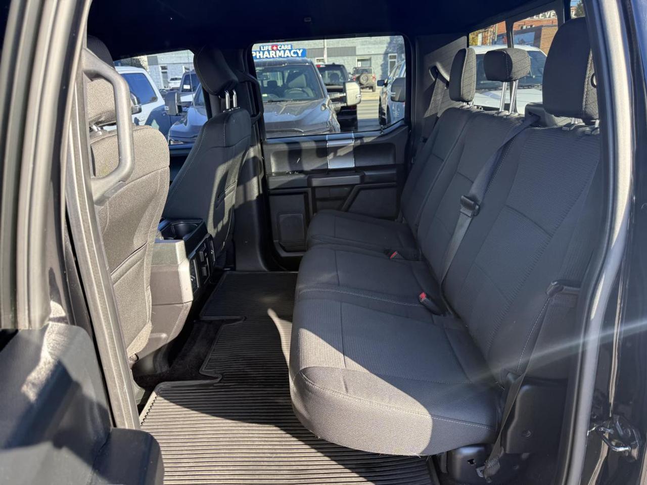 2016 Ford F-150 XLT Photo