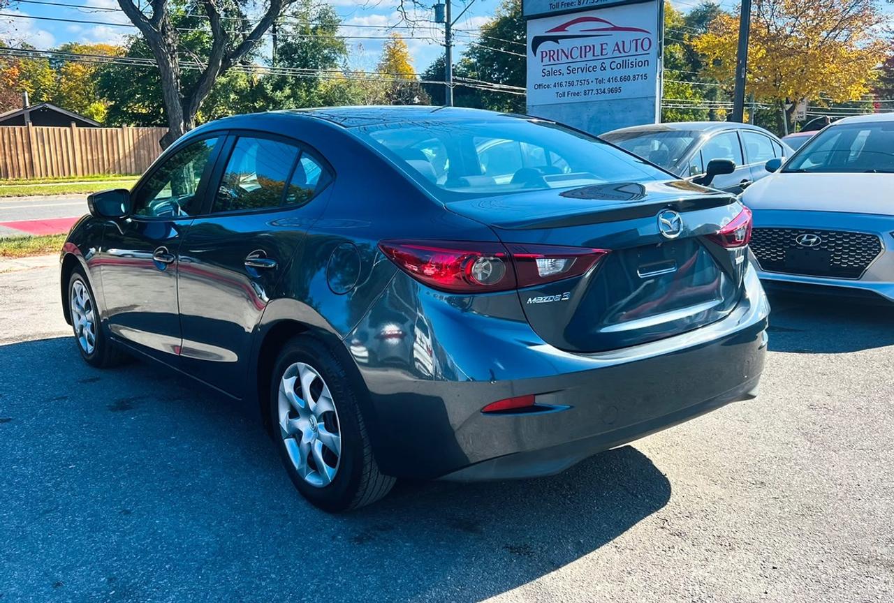 2015 Mazda MAZDA3 i Touring Photo