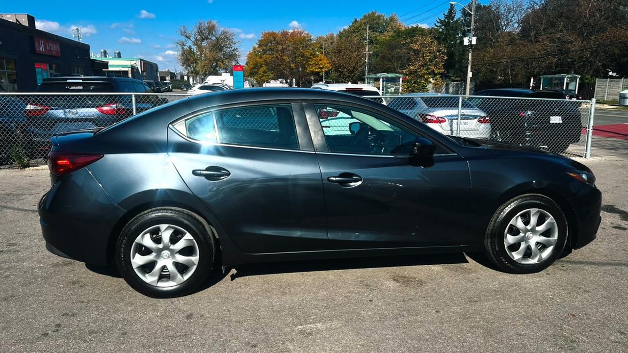 2015 Mazda MAZDA3 i Touring Photo