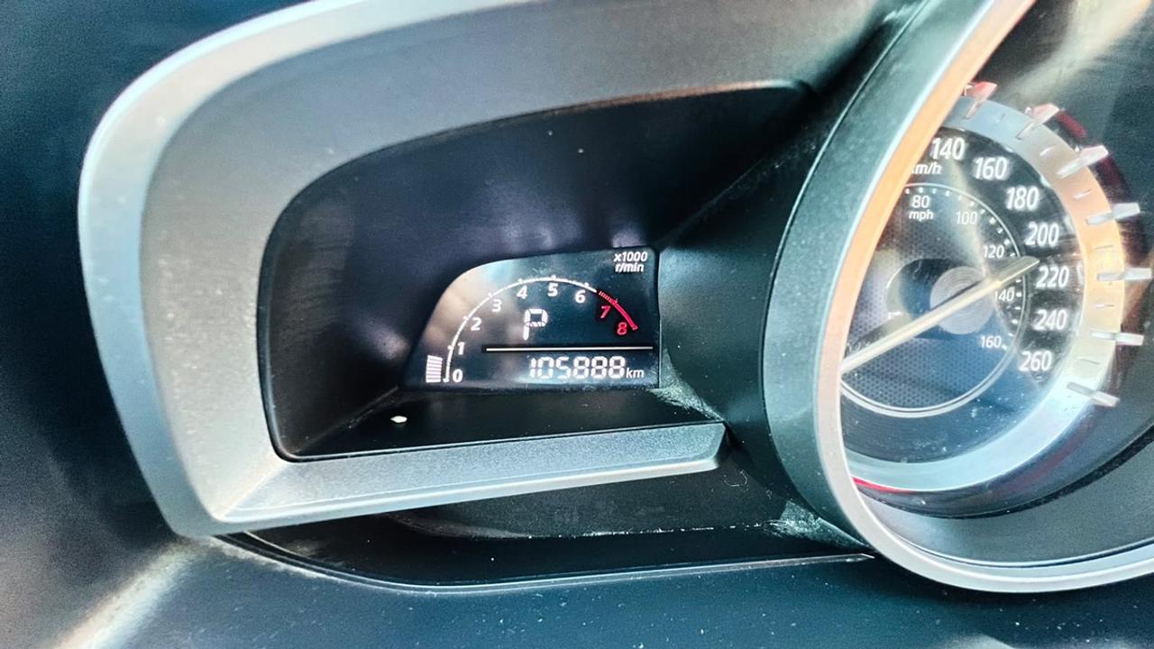2015 Mazda MAZDA3 i Touring Photo